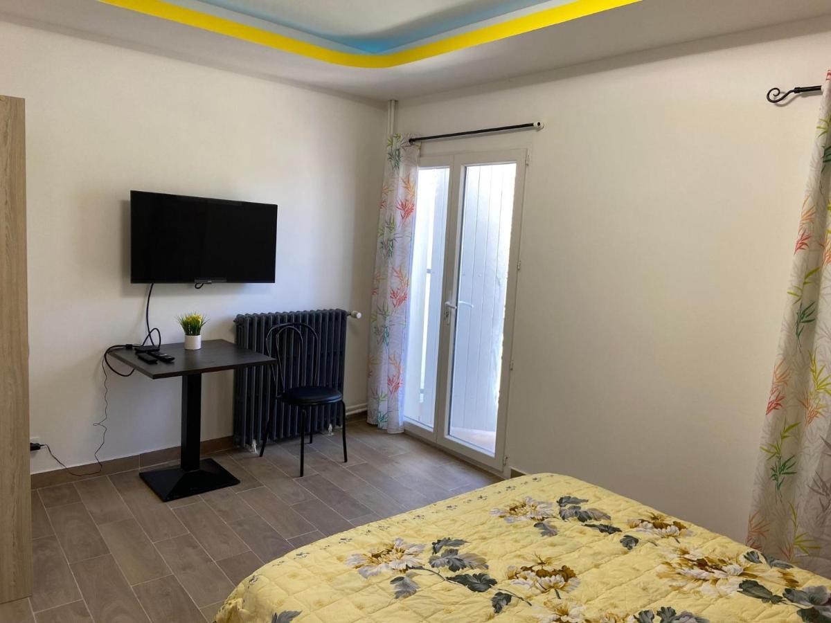 Chambres Pour 1 Ou 2 Personnes Prayssac Bagian luar foto